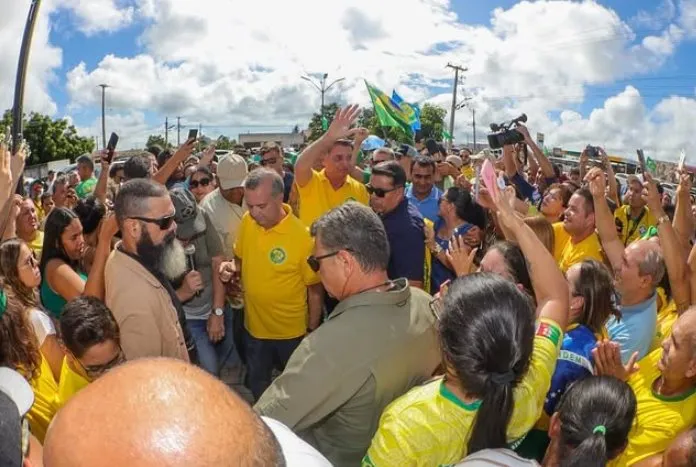 Bolsonaro passa mal em visita ao interior do Rio Grande do Norte