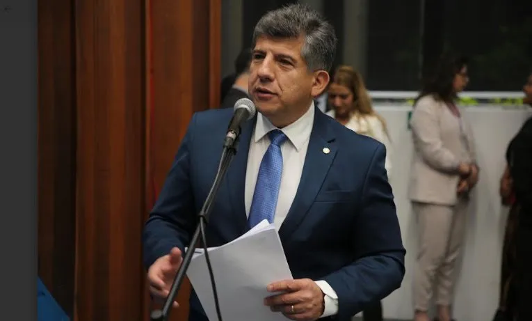 Lidio Lopes solicita instalação de torre de internet em distrito de Rio Brilhante